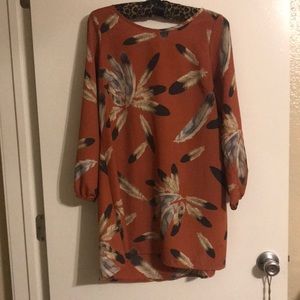 2 Hearts feather dress